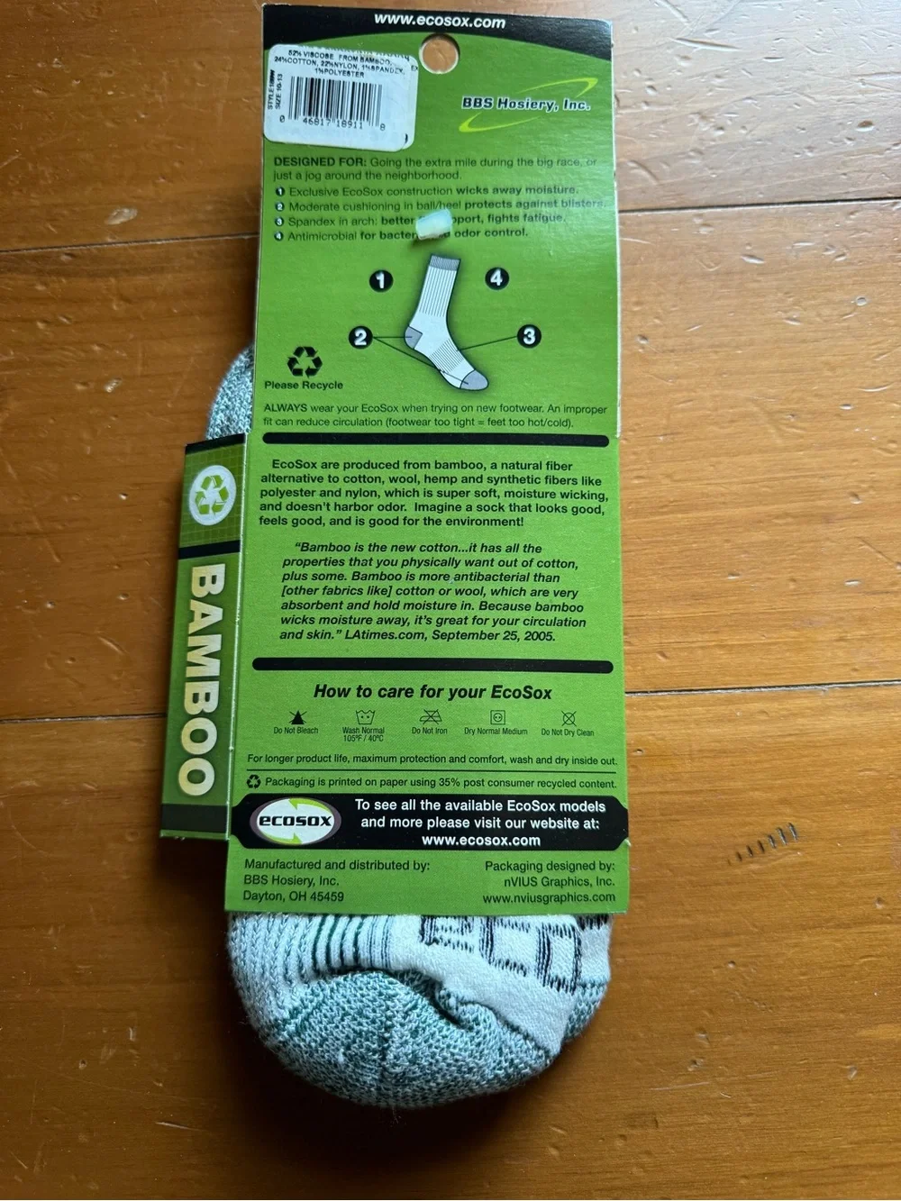 Ecosox Bamboo Running Socks – White and Light Green (3 pairs)
